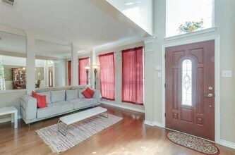 219 Moss Hill Rd in Irving, TX - Building Photo - Building Photo