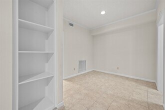 5718 Val Verde St in Houston, TX - Building Photo - Building Photo