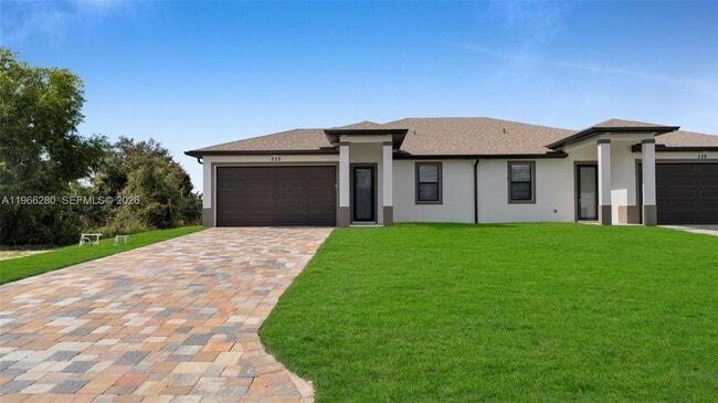 330 Gordon Ave S in Lehigh Acres, FL - Building Photo - Building Photo