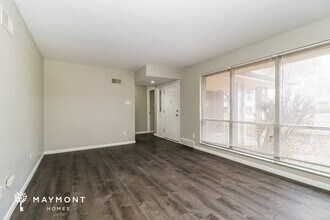 4080 Marietta Dr in Florissant, MO - Foto de edificio - Building Photo