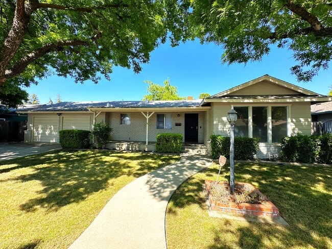 property at 1321 Palomar Way