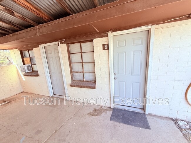 3274 E Benson Hwy in Tucson, AZ - Building Photo - Building Photo