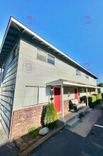 1658 Idlewild Dr in Reno, NV - Building Photo - Building Photo