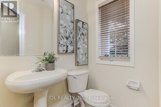 14 Zermatt Way in Markham, ON - Building Photo - Building Photo