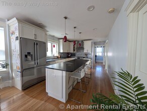 29 Cameron Ave in Cambridge, MA - Building Photo - Building Photo