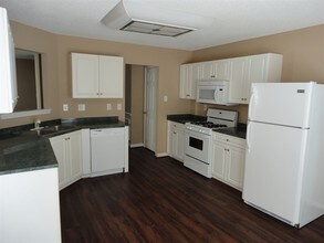7613 Lullwater Cv in Huntersville, NC - Building Photo - Building Photo