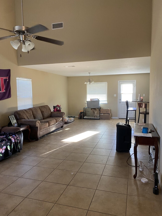 2502 Horse Shoe Dr in College Station, TX - Building Photo - Building Photo