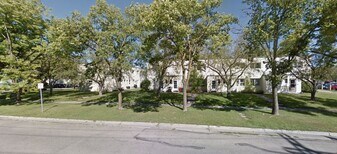 702 8th Ave N, Unit 712