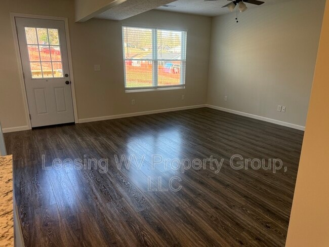 46 Christian Ct in Hurricane, WV - Building Photo - Building Photo