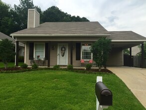 407 Audubon Cir in Brandon, MS - Foto de edificio - Building Photo