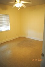 255 N Dallas Ave in Lancaster, TX - Building Photo - Building Photo