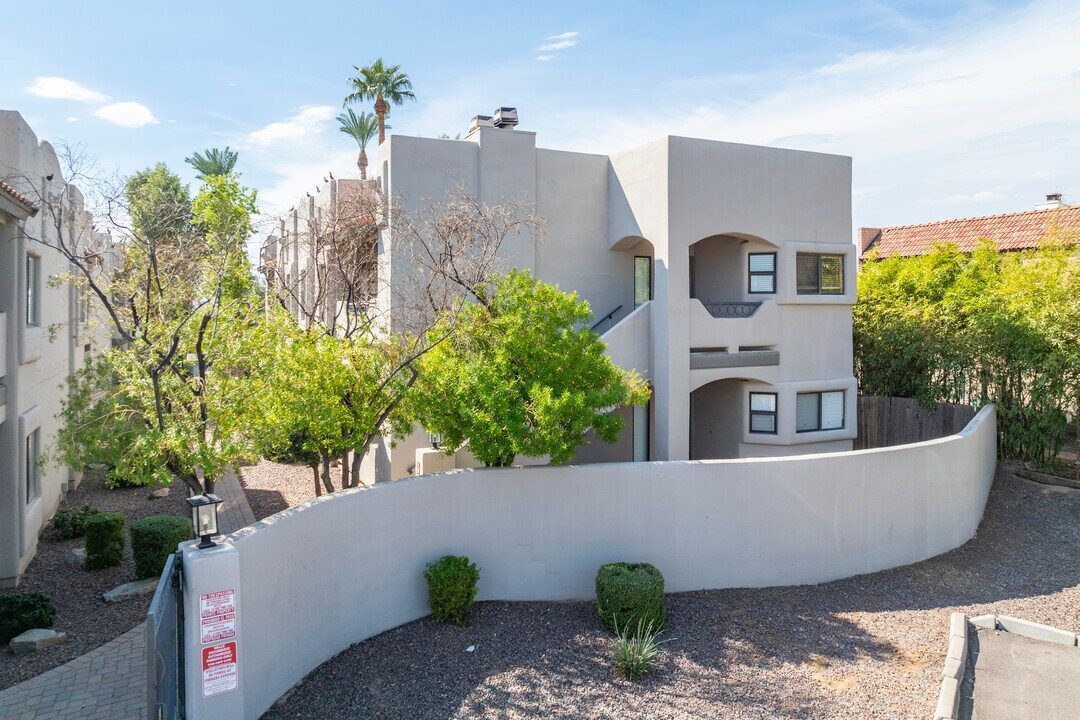 3640 N 38th St in Phoenix, AZ - Foto de edificio