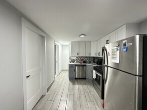 1721 N Mozart St, Unit K07J in Chicago, IL - Building Photo - Building Photo