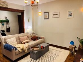 2120 W Warner Ave, Unit 1w in Chicago, IL - Foto de edificio - Building Photo