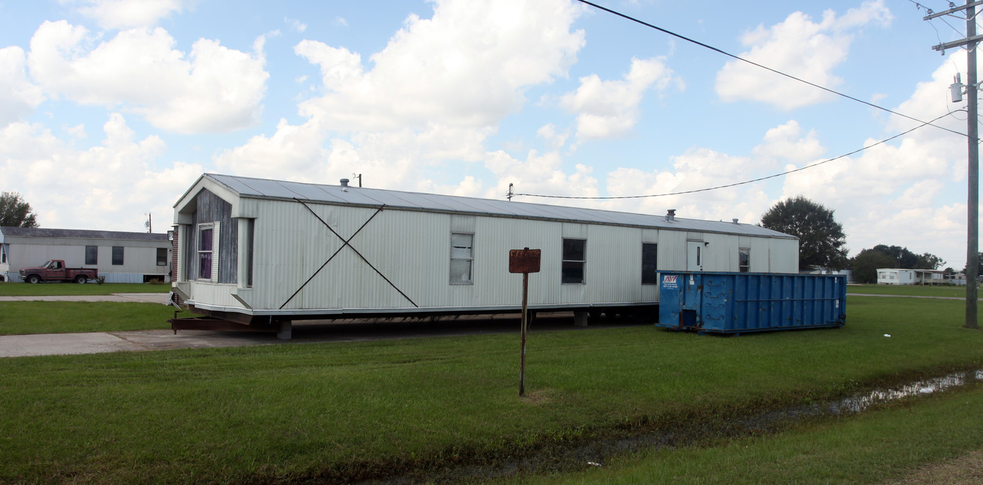 Countryside Mobile Home Park in Scott, LA - Building Photo