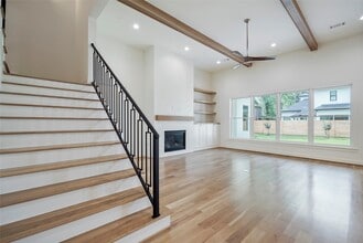 8407 Burkhart Rd in Houston, TX - Building Photo - Building Photo