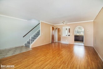 28306 Universal Dr in Warren, MI - Building Photo - Building Photo