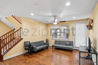 1661 Lee Way in Milpitas, CA - Foto de edificio - Building Photo