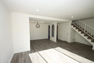 291 Green Moor Pl in Thousand Oaks, CA - Building Photo - Building Photo