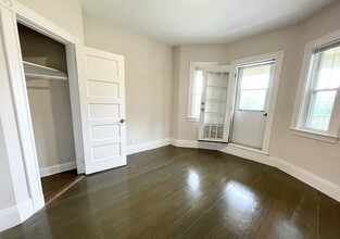 201 E Cottage St, Unit 1 in Boston, MA - Building Photo - Building Photo