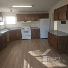 214 Double Bridge Rd in Boiling Springs, SC - Building Photo - Building Photo