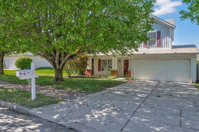 7109 Commonwealth Cir in Nashville, TN - Building Photo - Building Photo