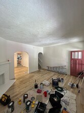 932 McKinley Ave in Pittsburgh, PA - Building Photo - Building Photo