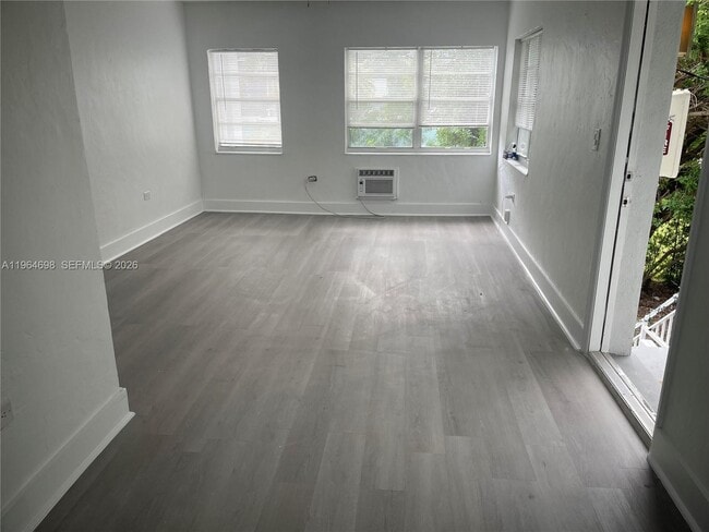 1784 Normandy Dr in Miami Beach, FL - Building Photo - Building Photo