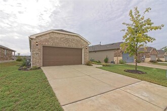 608 Benton Ln in Georgetown, TX - Building Photo - Building Photo