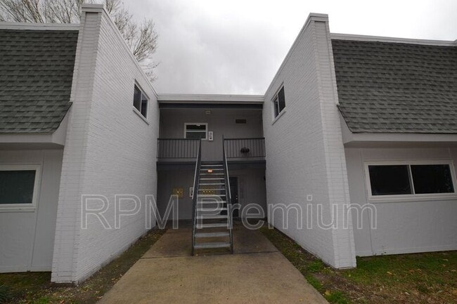 property at 3350 LA-1