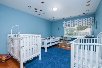 3032 Brittan Ave in San Carlos, CA - Building Photo - Building Photo