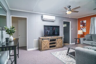 1207 S Anderson St in Urbana, IL - Building Photo - Building Photo