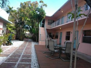 14 SE 9th Ave, Unit 7 in Fort Lauderdale, FL - Building Photo - Building Photo