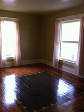 1009 SW Fillmore St, Unit 1 in Topeka, KS - Foto de edificio - Building Photo