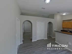 6406 Tabogi Trail in Wesley Chapel, FL - Building Photo - Building Photo