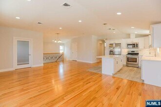 301 Miller Ave in Elmwood Park, NJ - Building Photo - Building Photo