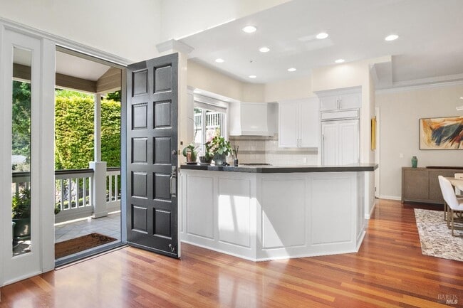 6 Oak Rd in Larkspur, CA - Building Photo - Building Photo