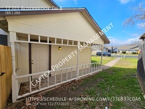 12303 Alderbrook Dr in Austin, TX - Building Photo - Building Photo