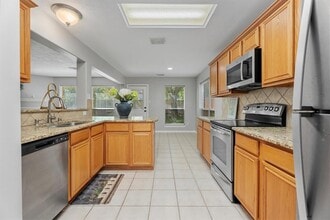 15318 Redbud Berry Way in Cypress, TX - Building Photo - Building Photo