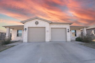 208 Lowes Blvd in Killeen, TX - Building Photo