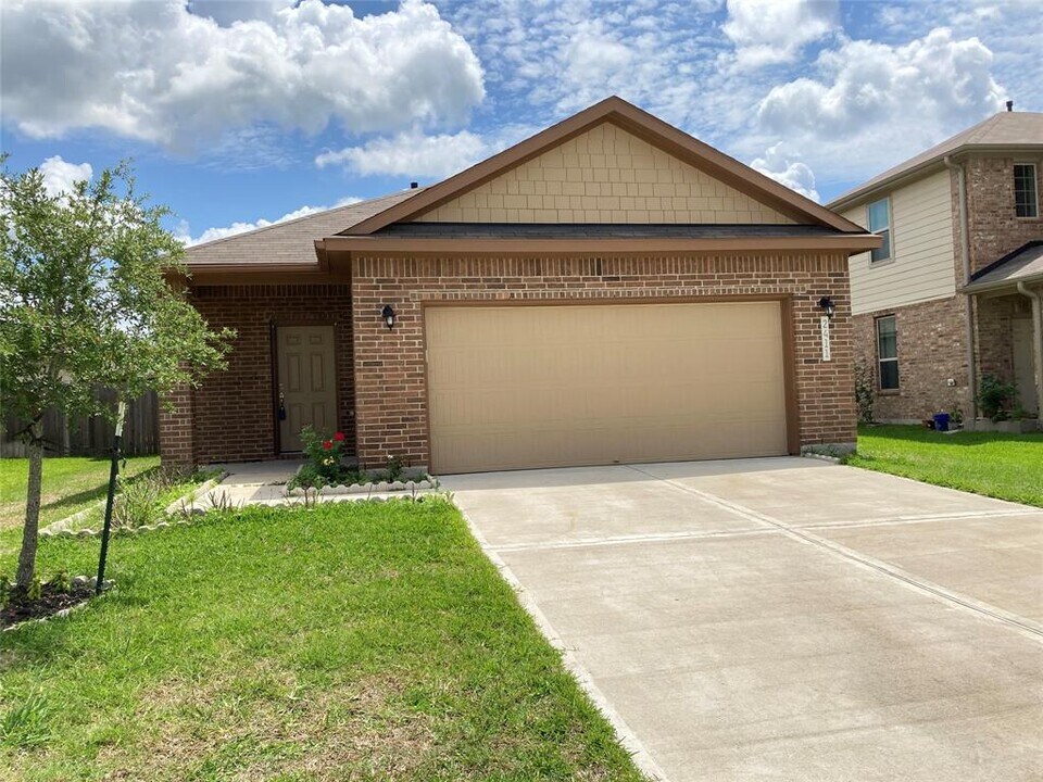 2411 Concord Ter in Missouri City, TX - Building Photo