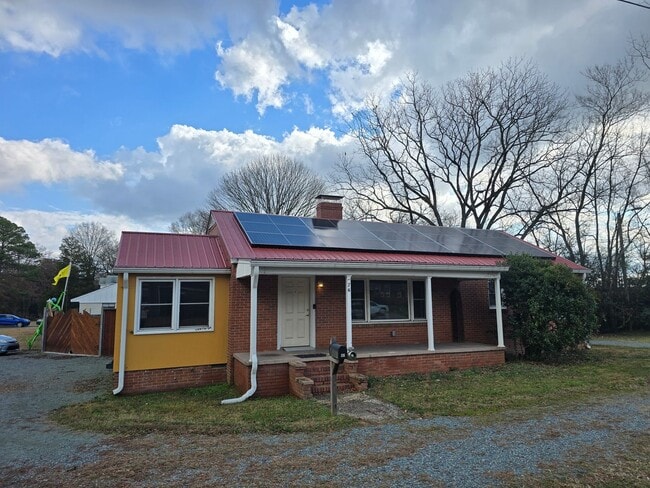76 NC-87 in Pittsboro, NC - Building Photo - Building Photo