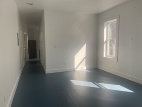 18 Warner Ave in Jersey City, NJ - Building Photo - Building Photo