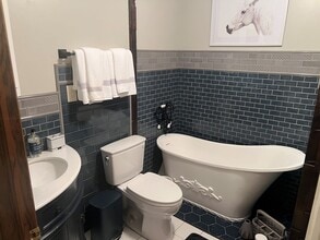 12200 E Lynne St in Wichita, KS - Building Photo - Building Photo