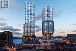 39 Mary St in Barrie, ON - Building Photo