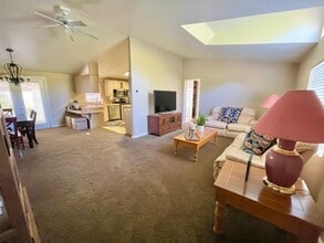 4628 Smugglers Point in Paso Robles, CA - Building Photo - Building Photo