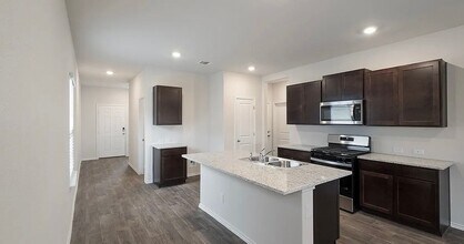 4843 Vogesite in San Antonio, TX - Building Photo - Building Photo