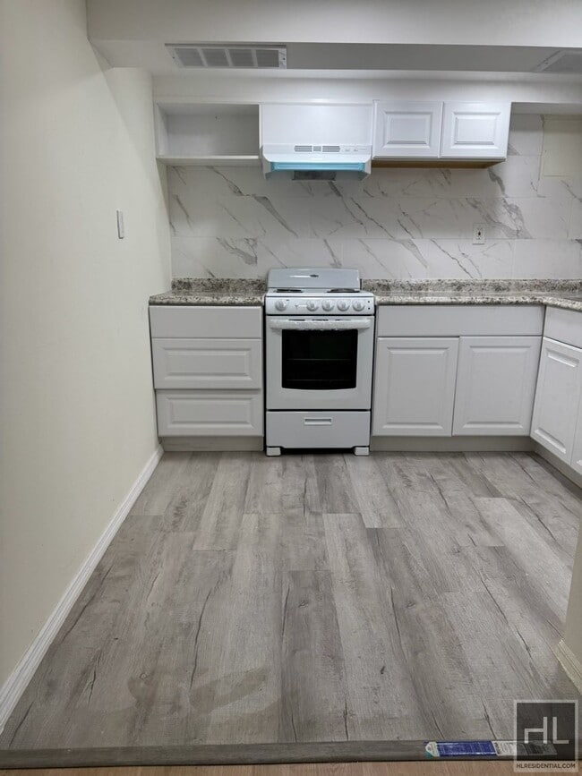211 STREET, QUEENS VILLAGE , QUEENS, NEW in Queens, NY - Building Photo - Building Photo
