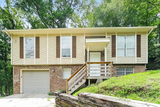 property at 232 Glenvalley Ln NW