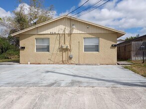 936 W 9th St in Riviera Beach, FL - Building Photo - Building Photo